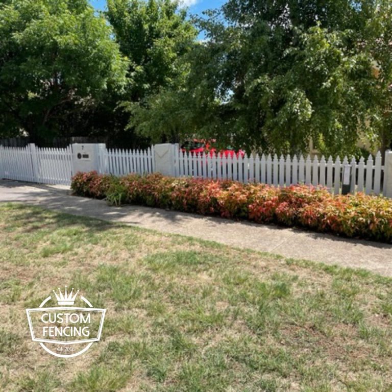 GALLERY OF PICKET FENCING Custom Fencing ACT